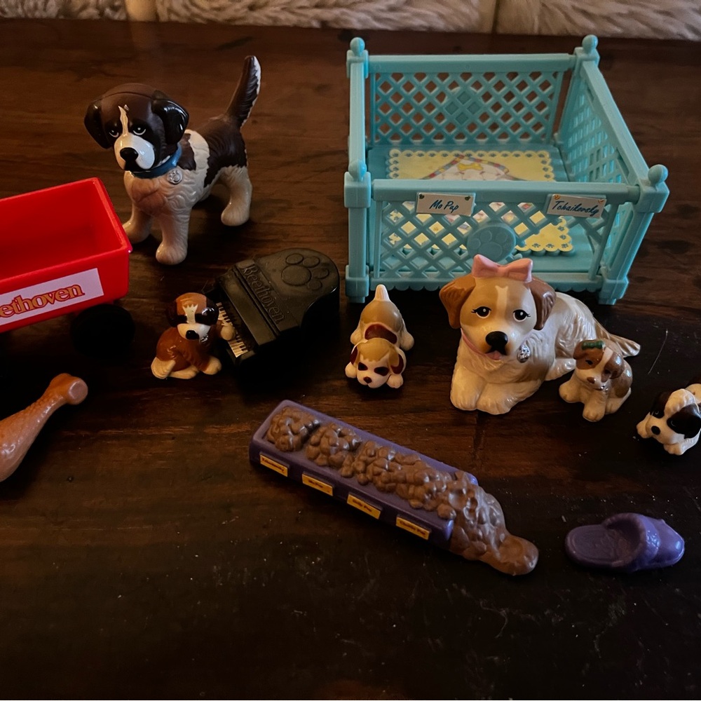 Vintage Beethoven Littlest Pet Shop Collection - used